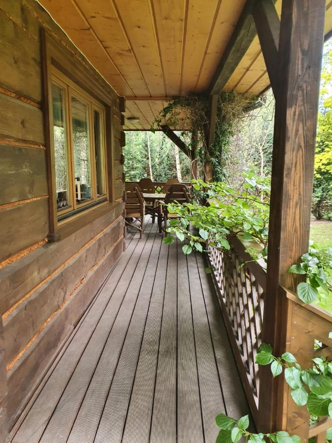 Dom Z Bali Przy Szlaku Villa Kasina Wielka Exterior foto
