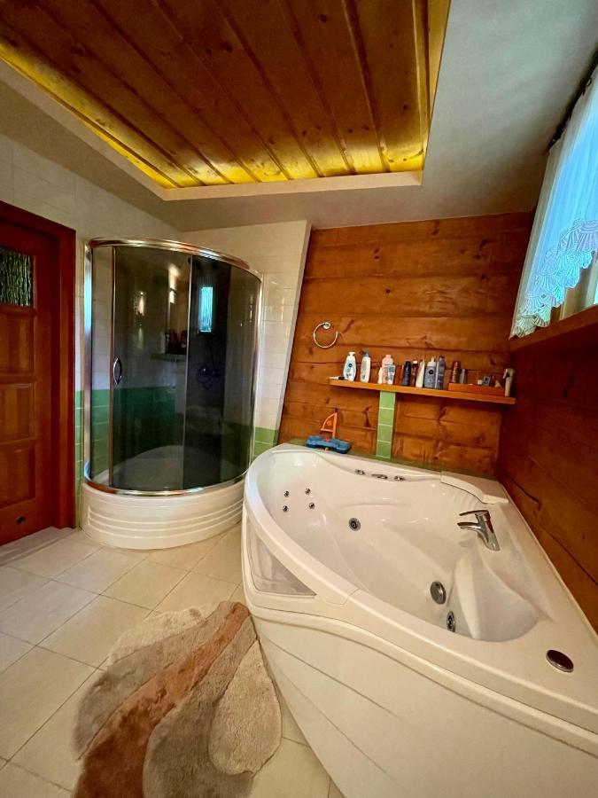 Dom Z Bali Przy Szlaku Villa Kasina Wielka Exterior foto