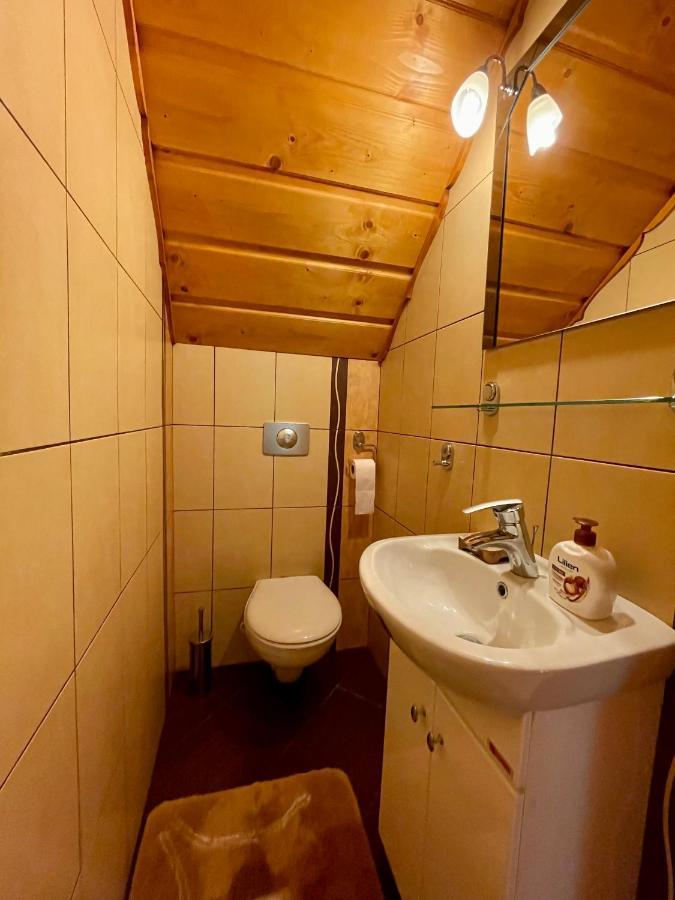 Dom Z Bali Przy Szlaku Villa Kasina Wielka Exterior foto